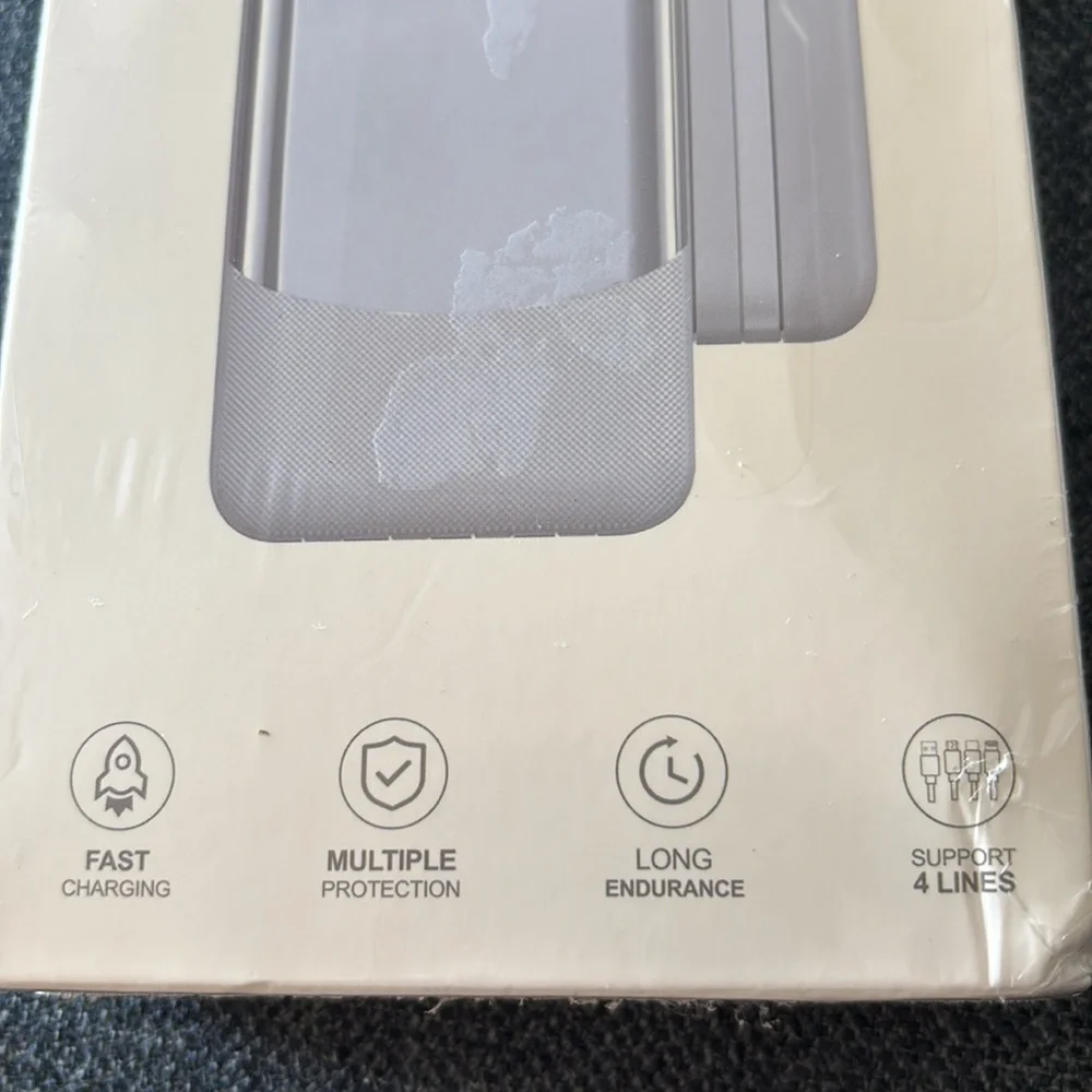 Pink Power-bank 31000mAh Fast Charger 4 lines USB, USB-C, Micro USB-C Lightning